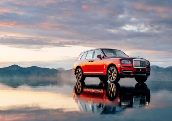 Rolls-Royce cullinan-magma-red-ext-4