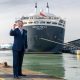 Master Distiller Richard Paterson infront of QM2 wide