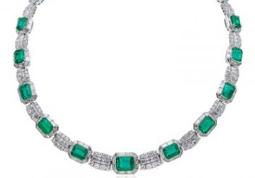 Picchiotti Fit for a Queen set