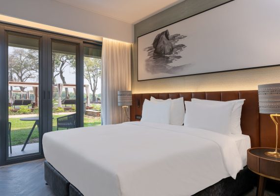 Radisson-Blu-Mosi-oa-Tunya-Livingstone-Resort-Premium-room-